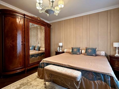 квартира за адресою Раїси Окіпної вул., 18