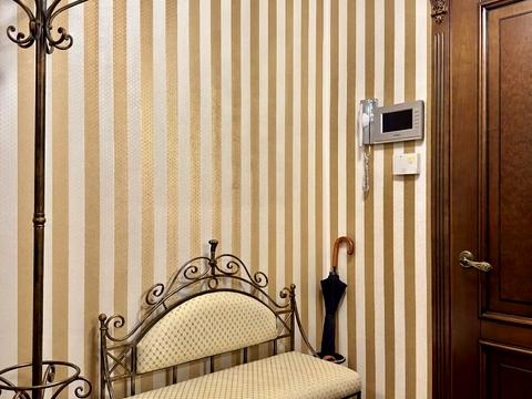 квартира за адресою Раїси Окіпної вул., 18