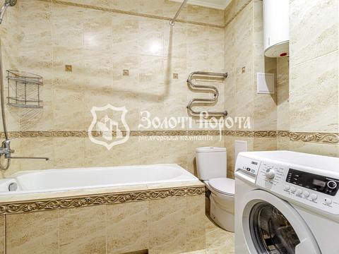 квартира за адресою Героїв полку "Азов" вул. (Маршала Малиновського), 4-В