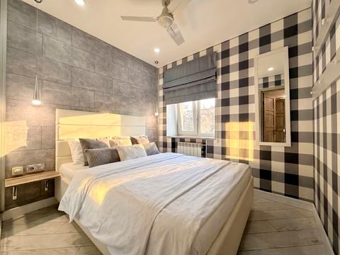 квартира по адресу Кловский спуск, 14-Б