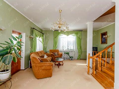 будинок за адресою с. Залізничне, Зоряна, 1