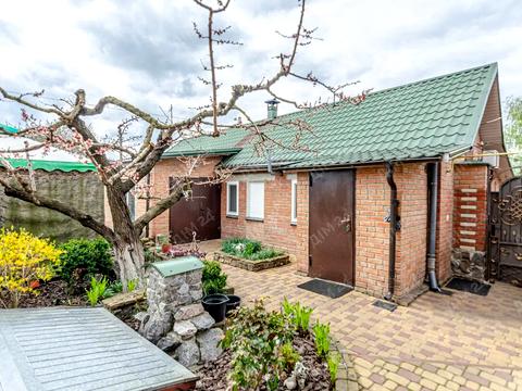 будинок за адресою с. Залізничне, Зоряна, 1