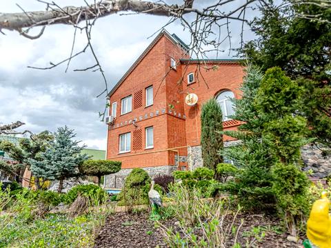 будинок за адресою с. Залізничне, Зоряна, 1