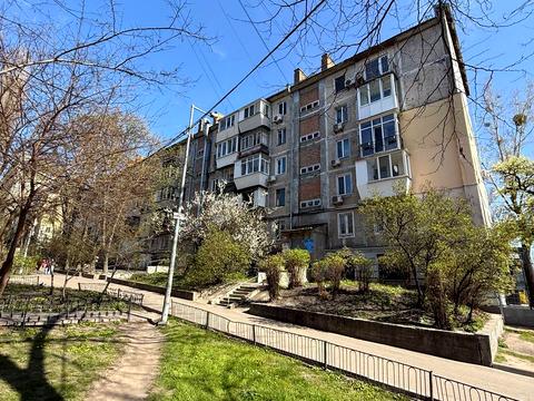 квартира за адресою Миколи Міхновського бульв. (Дружби народів), 25
