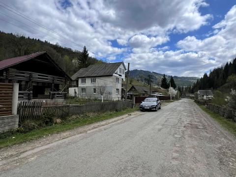 дом по адресу Бандери