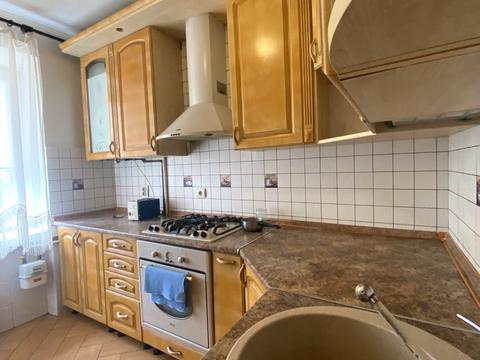 квартира за адресою Захисників України вул., 5