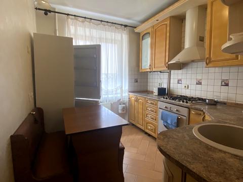 квартира за адресою Захисників України вул., 5