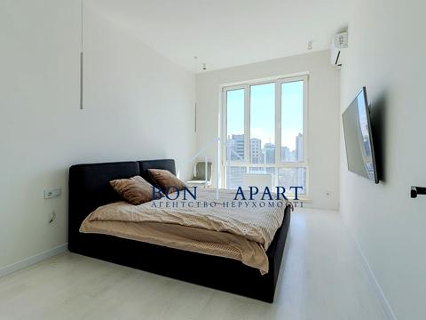 квартира за адресою Кирило-Мефодіївська вул., 2