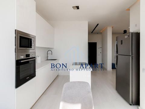 квартира за адресою Кирило-Мефодіївська вул., 2