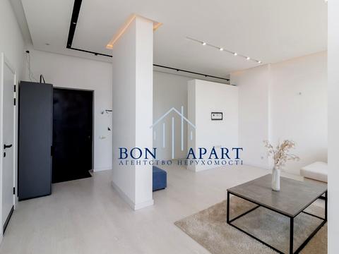 квартира за адресою Кирило-Мефодіївська вул., 2