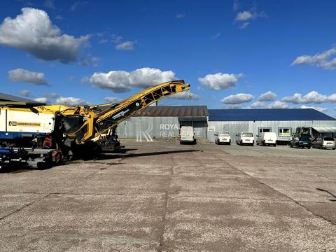 комерційна за адресою Соборна вул., 1