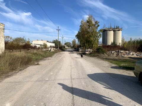 комерційна за адресою Славутинська вул., 1