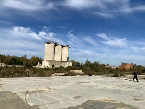 комерційна за адресою Славутинська вул., 1