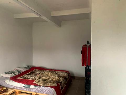 комерційна за адресою Славутинська вул., 1