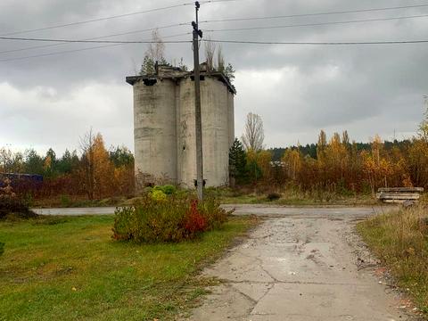 комерційна за адресою Славутинська вул., 1