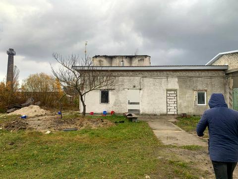 комерційна за адресою Славути, 1