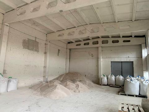 комерційна за адресою Славути, 1