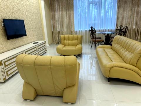 квартира за адресою Євгена Коновальця вул. (Щорса), 44-А