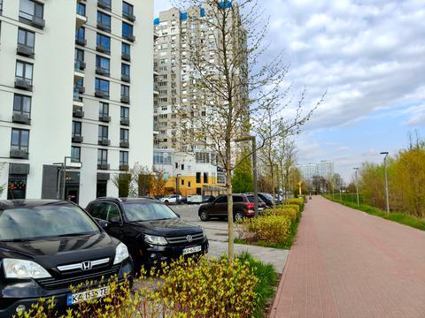 квартира по адресу Драгоманова ул., 31-А