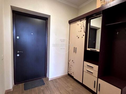 квартира за адресою Олександра Олеся вул., 4