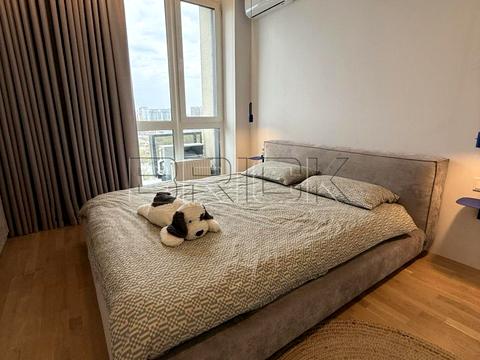 квартира за адресою Київ, Зарічна вул., 4