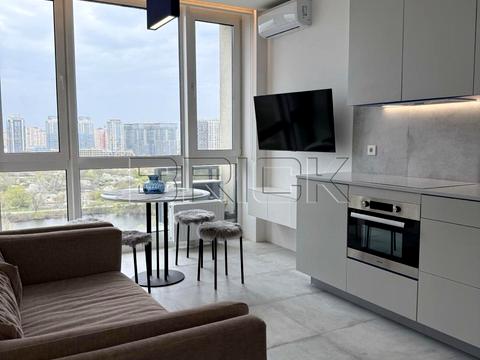 квартира за адресою Київ, Зарічна вул., 4