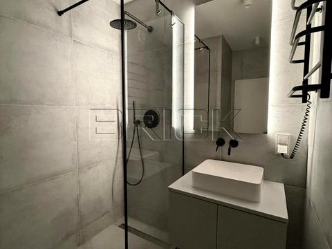 квартира за адресою Київ, Зарічна вул., 4