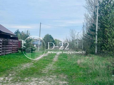 участок по адресу Південна, 23