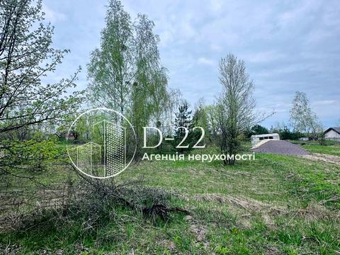 участок по адресу Південна, 23