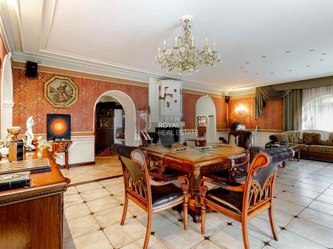 будинок за адресою Центральна