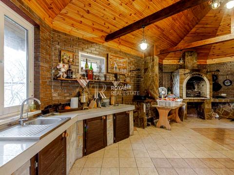 будинок за адресою Центральна