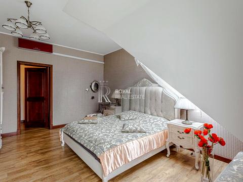 будинок за адресою Центральна