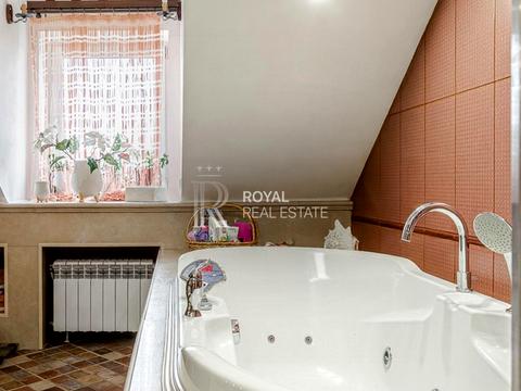 будинок за адресою Центральна