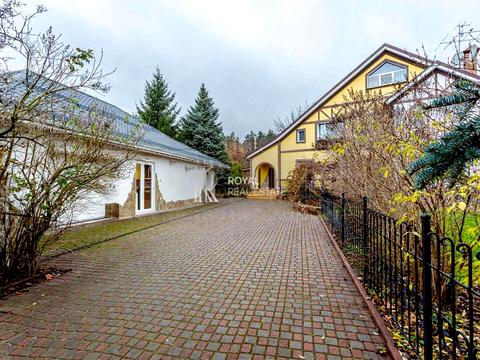 будинок за адресою Центральна