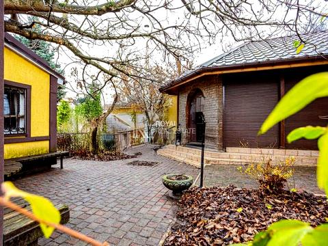 будинок за адресою Центральна