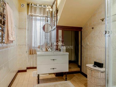 будинок за адресою Центральна