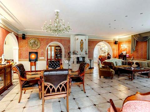 будинок за адресою Центральна