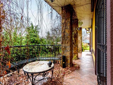 будинок за адресою Центральна