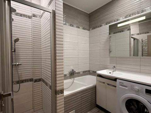 квартира за адресою Олександра Богомольця вул., (Будинок 1)