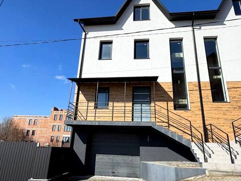 дом по адресу Василия Лесина ул., 1