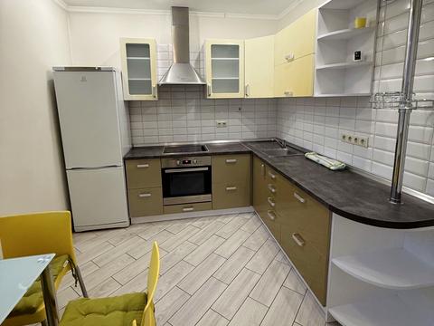 квартира по адресу Василия Симоненко ул., 5