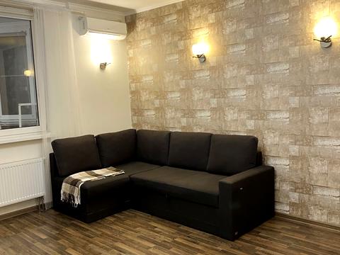 квартира по адресу Василия Симоненко ул., 5