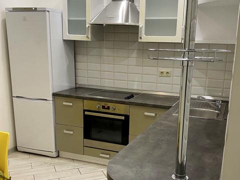 квартира по адресу Василия Симоненко ул., 5