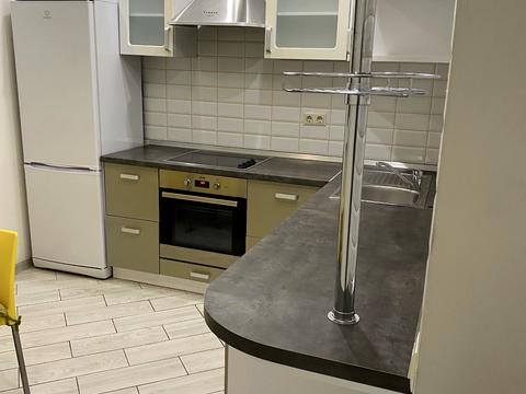 квартира по адресу Василия Симоненко ул., 5