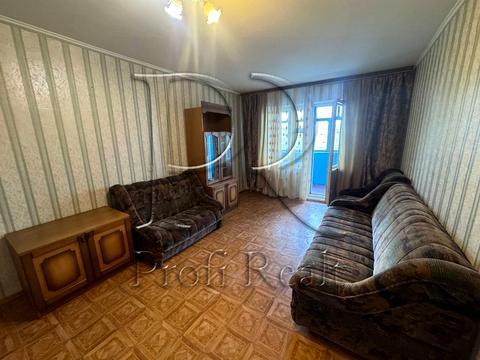 квартира по адресу Ревуцкого ул., 18-А