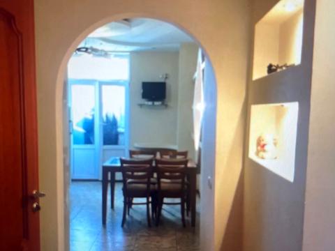 квартира за адресою Раїси Окіпної вул., 4