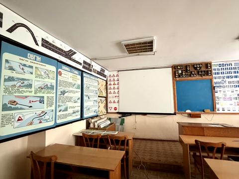 коммерческая по адресу Подільська ул., 171