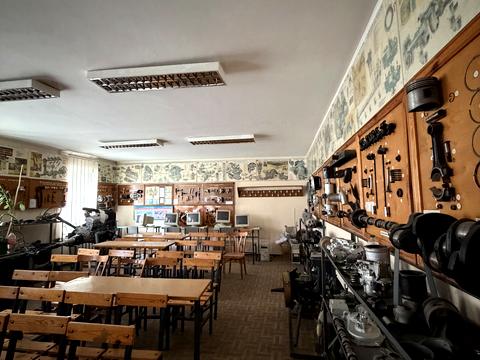 коммерческая по адресу Подільська ул., 171