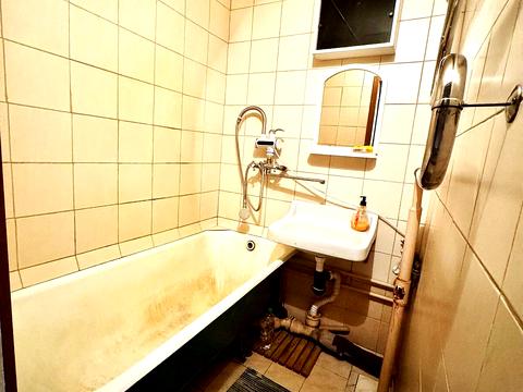 квартира за адресою Київ, Левка Лук'яненка вул. (Маршала Тимошенка), 1