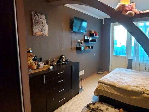 квартира за адресою Космонавтів вул., 146-А